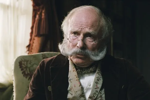 تصویر Edward Hardwicke