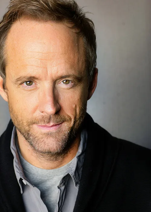 تصویر John Benjamin Hickey