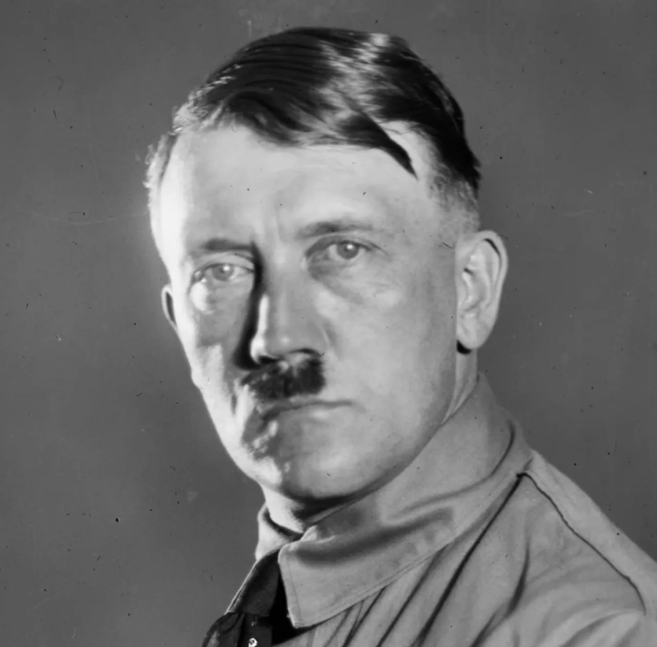 تصویر Adolf Hitler