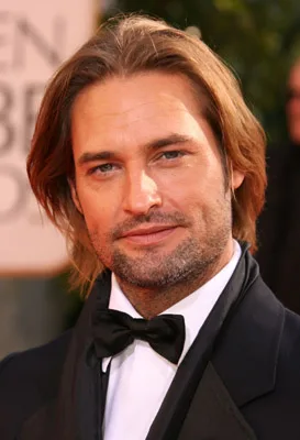 تصویر Josh Holloway