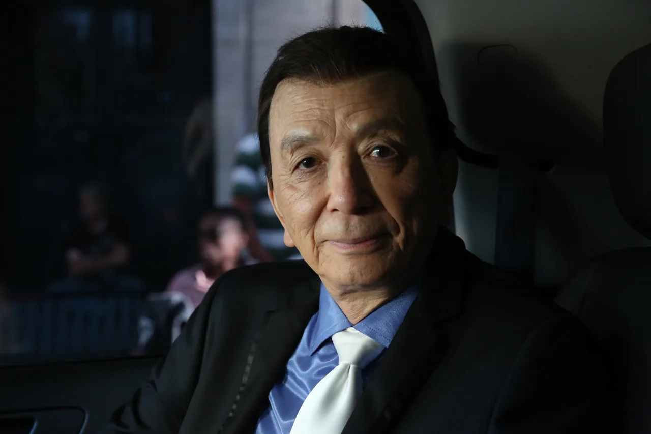 تصویر James Hong