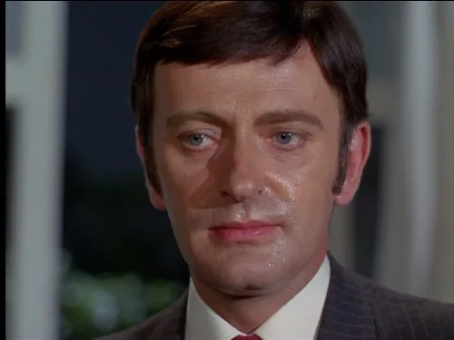 تصویر Barrie Ingham
