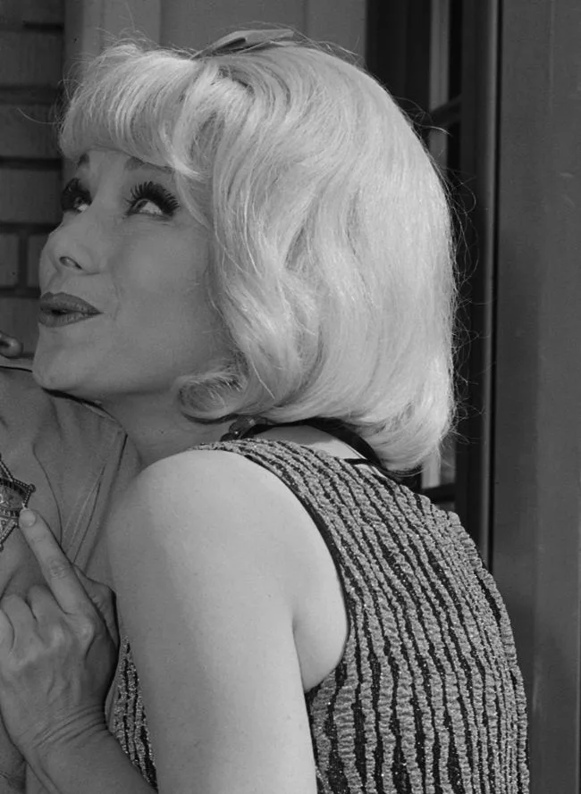 تصویر Joyce Jameson
