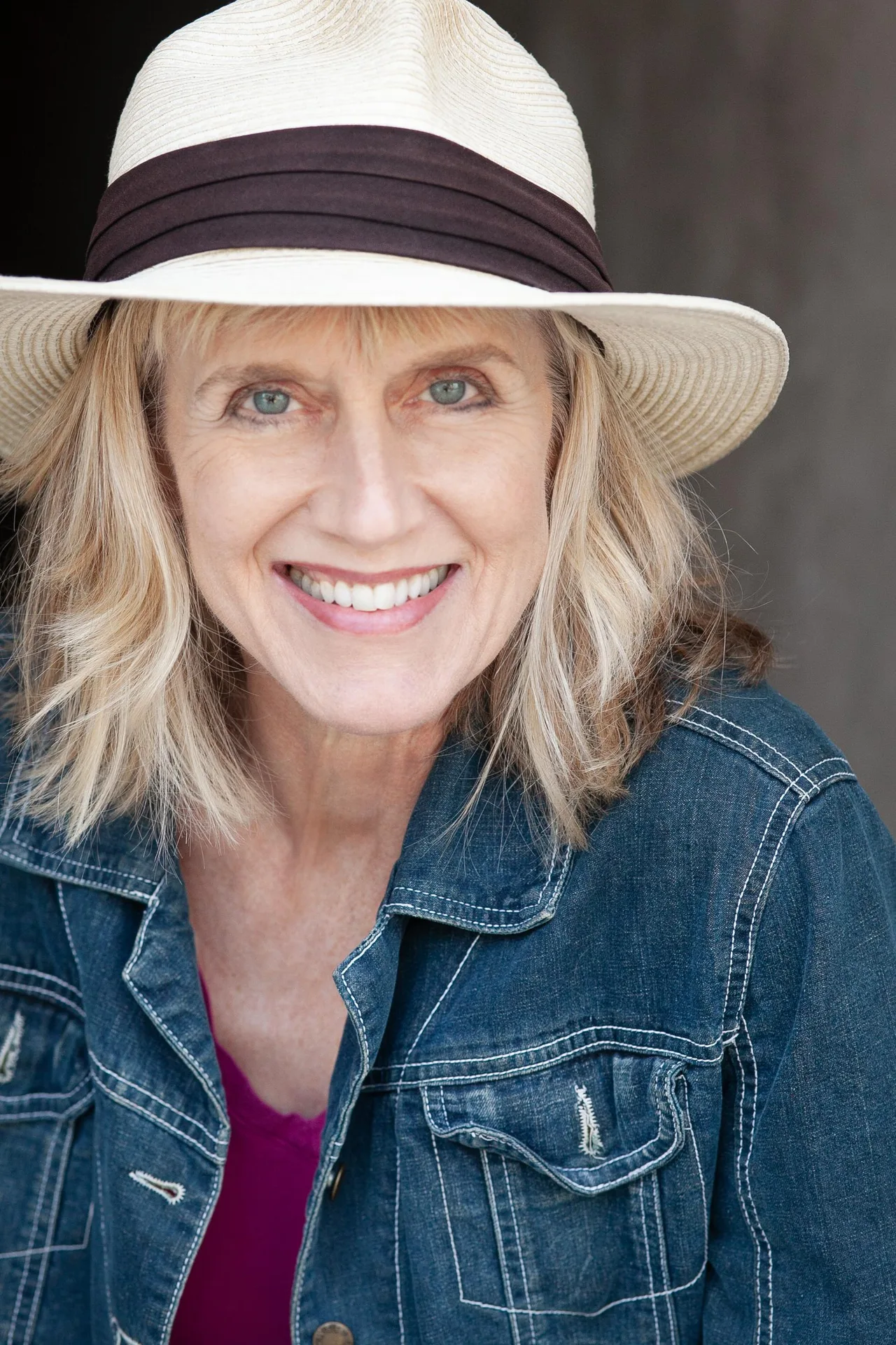 تصویر Julie Janney