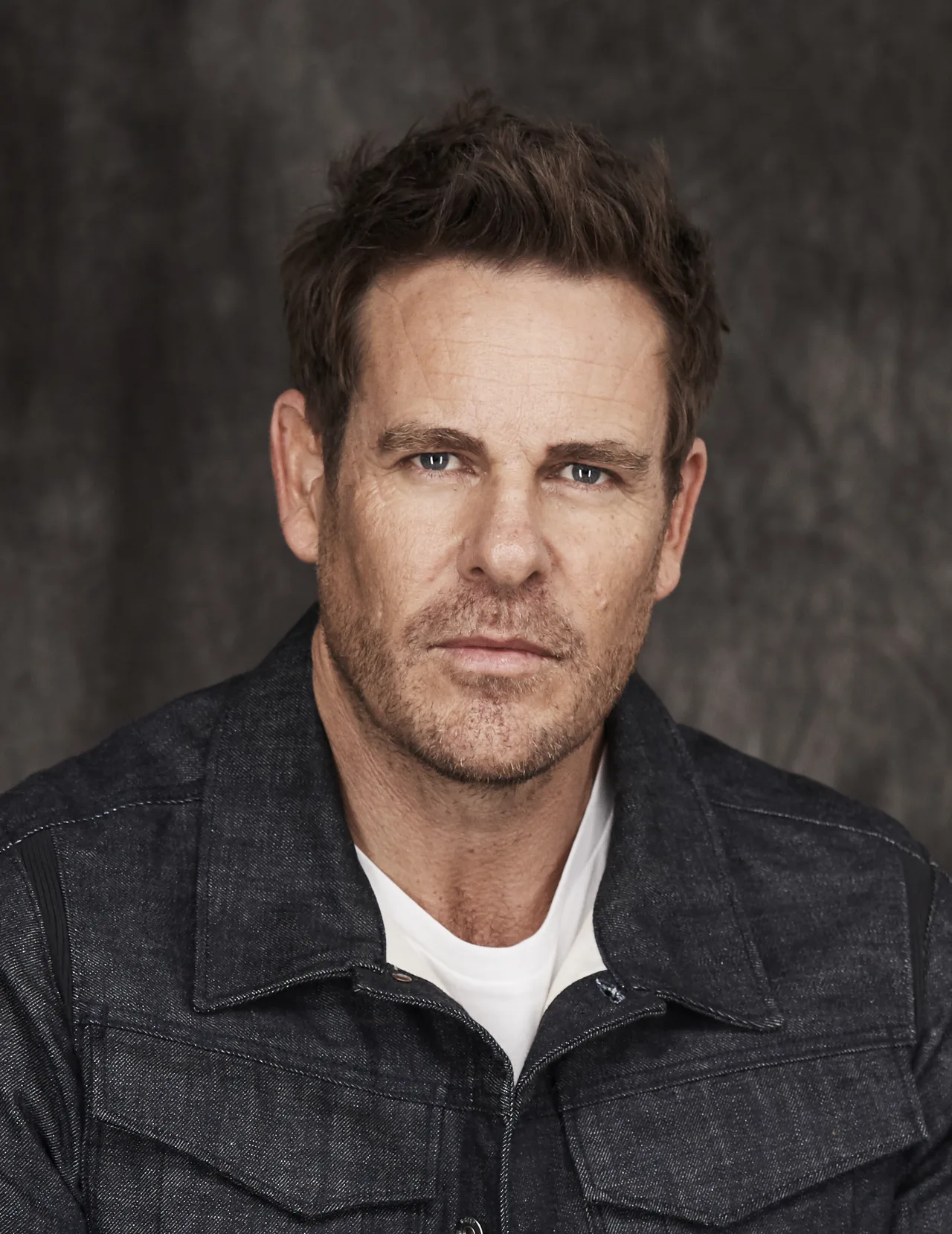 تصویر Aaron Jeffery