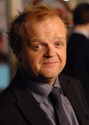 تصویر Toby Jones