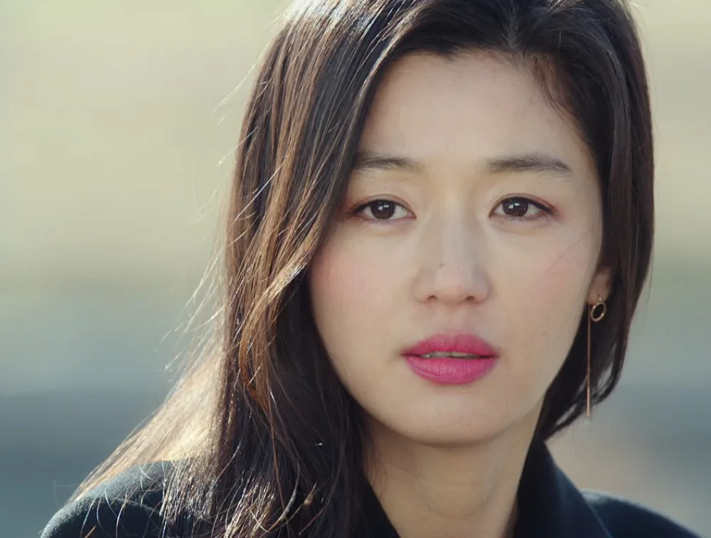 تصویر Jun Ji-hyun