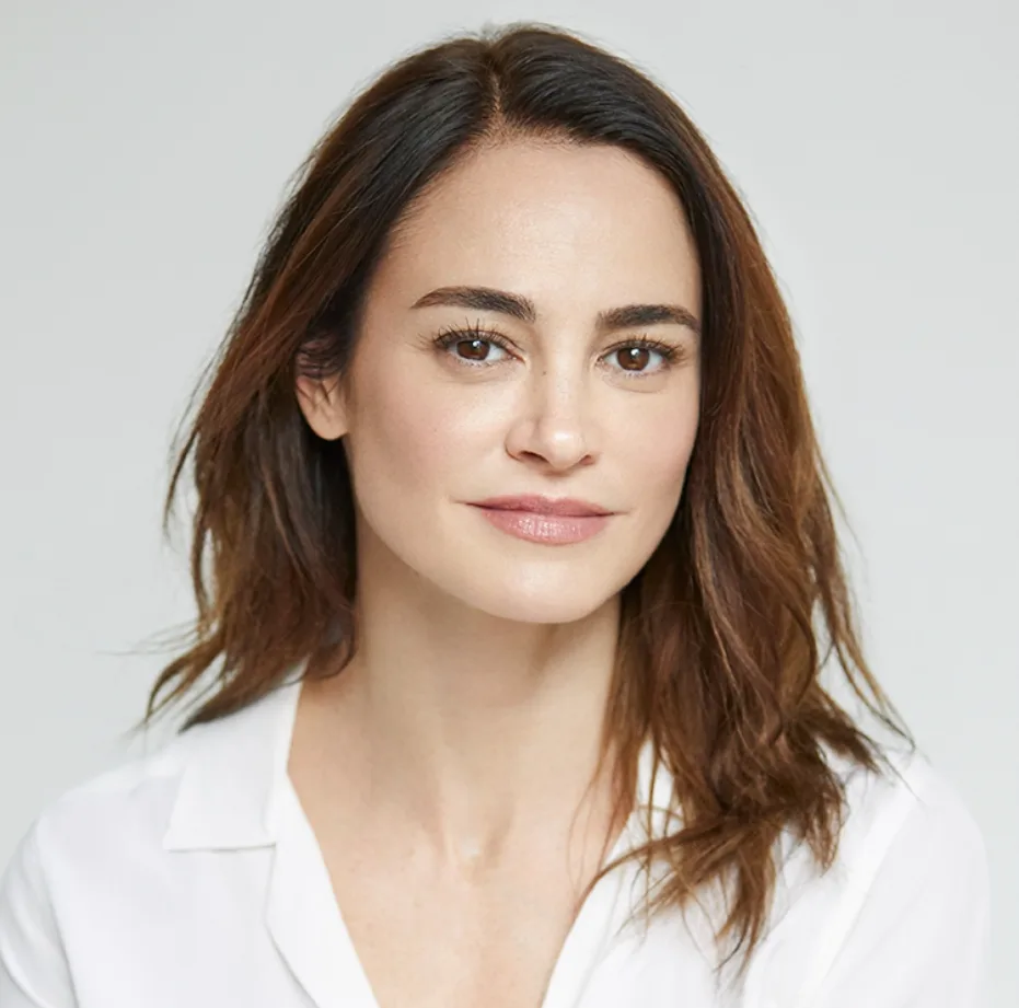 تصویر Lucie Laurier