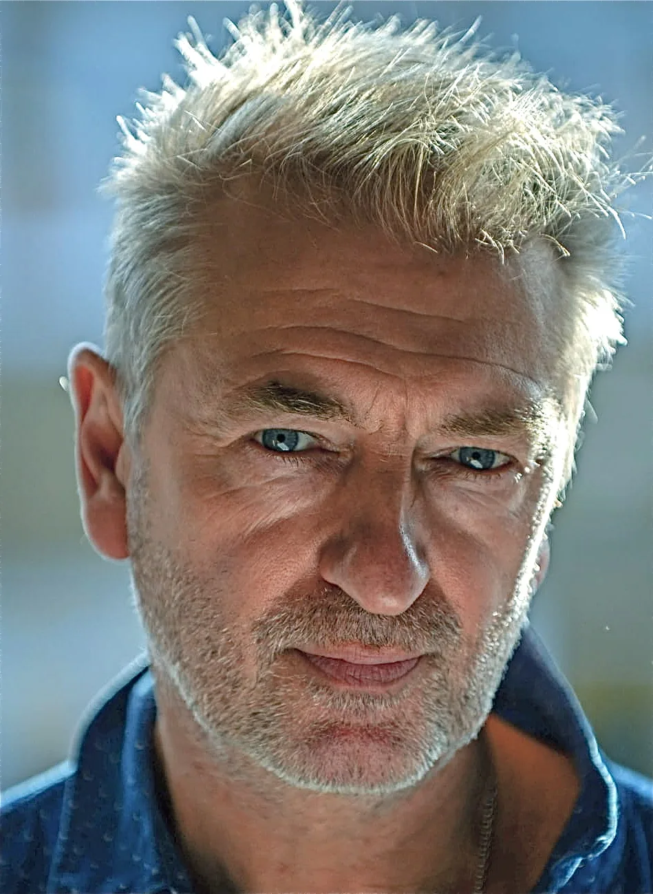 تصویر Pete Lee-Wilson