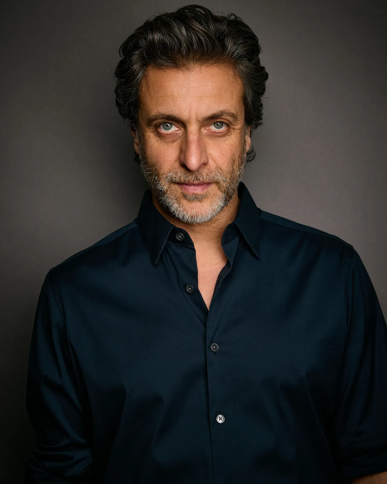تصویر Adam Levy