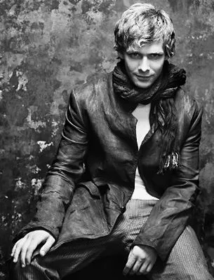 تصویر Johnny Lewis