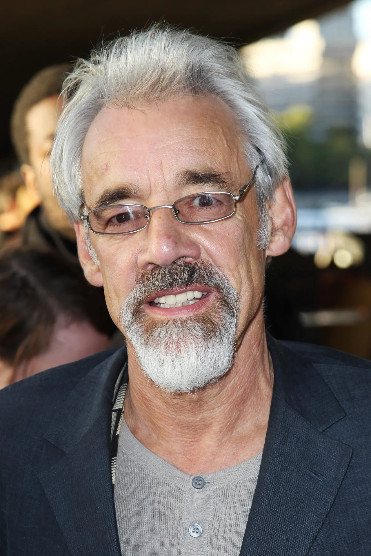 تصویر Roger Lloyd Pack