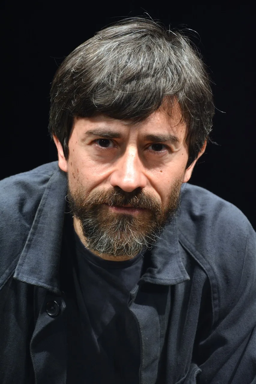 تصویر Luigi Lo Cascio