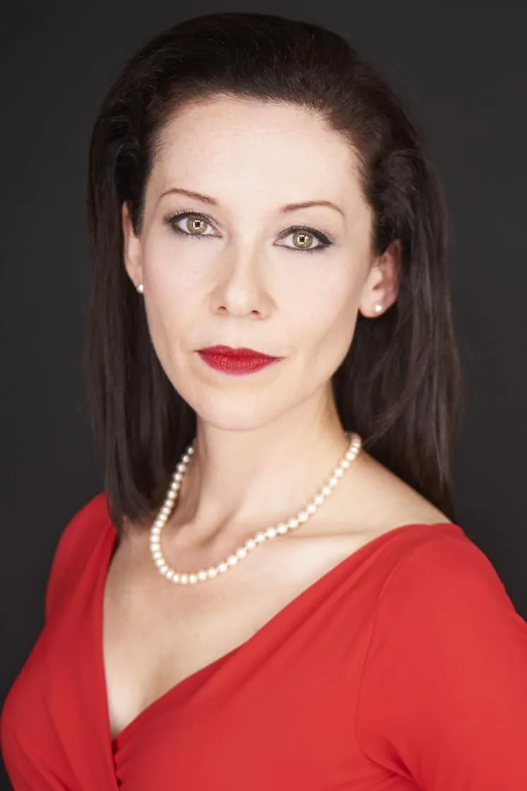 تصویر Shauna MacDonald