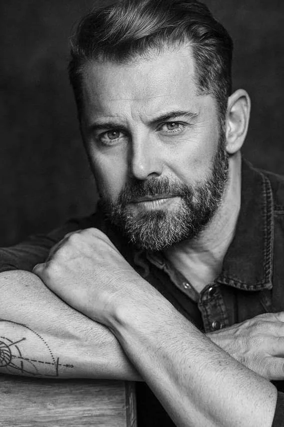 تصویر Daniel MacPherson