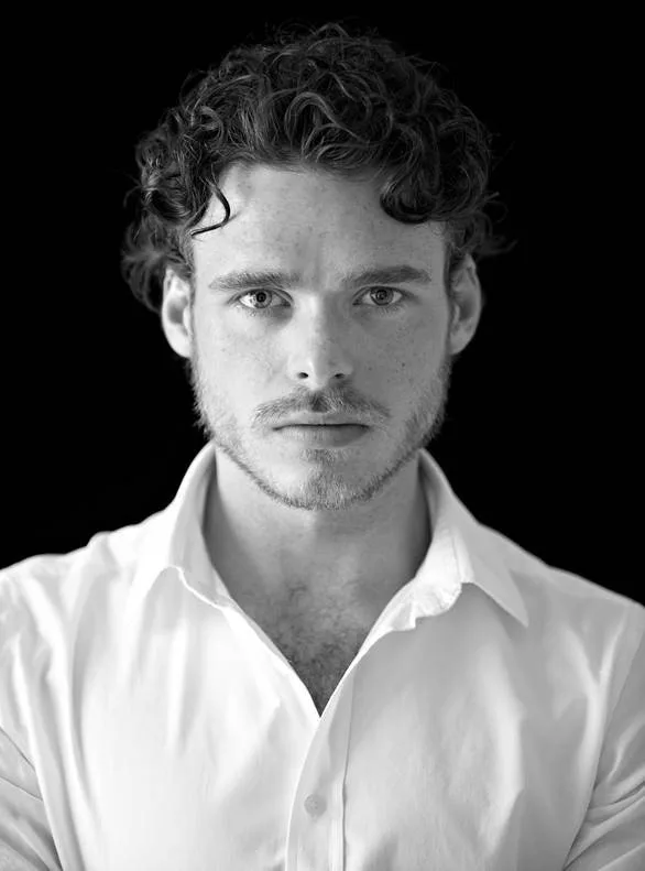 تصویر Richard Madden