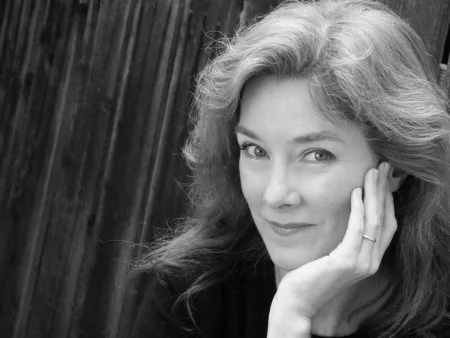 تصویر Valerie Mahaffey