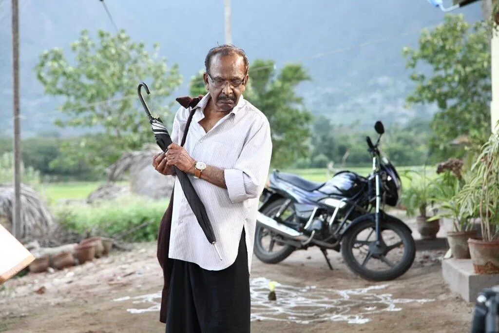 تصویر J. Mahendran
