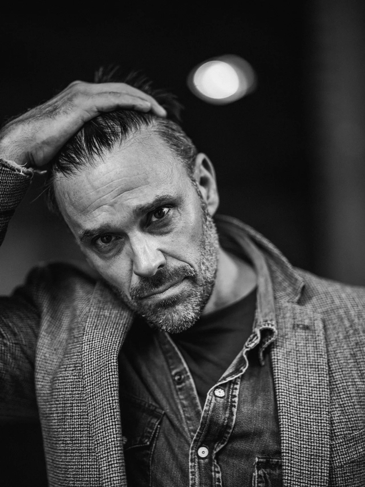 تصویر Joseph Millson