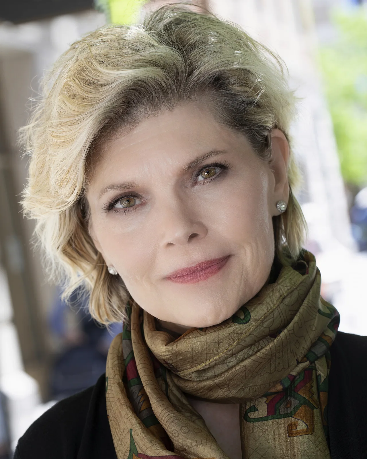 تصویر Debra Monk