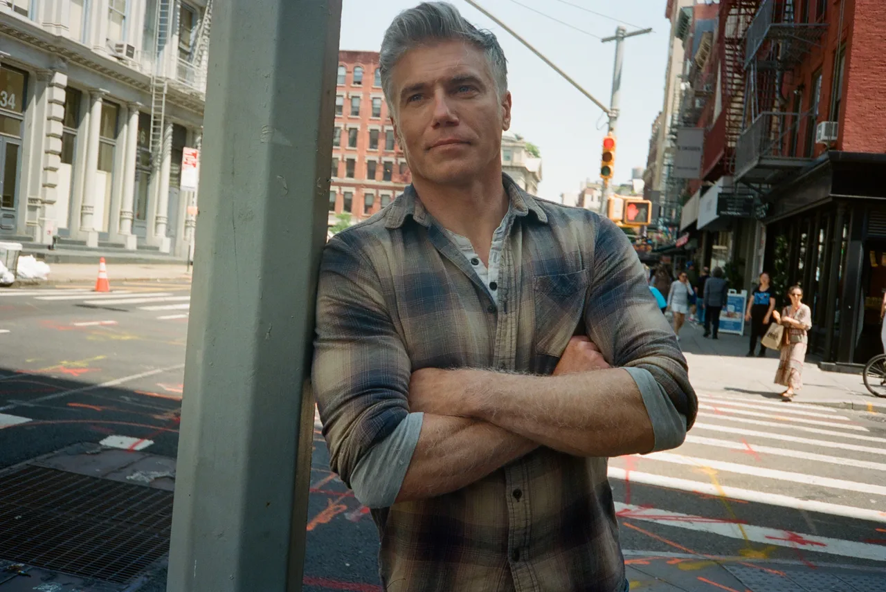 تصویر Anson Mount