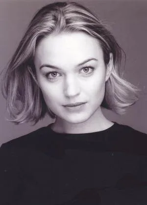 تصویر Sophia Myles