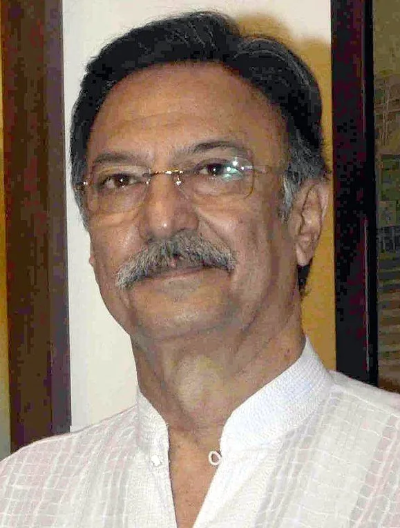 تصویر Suresh Oberoi