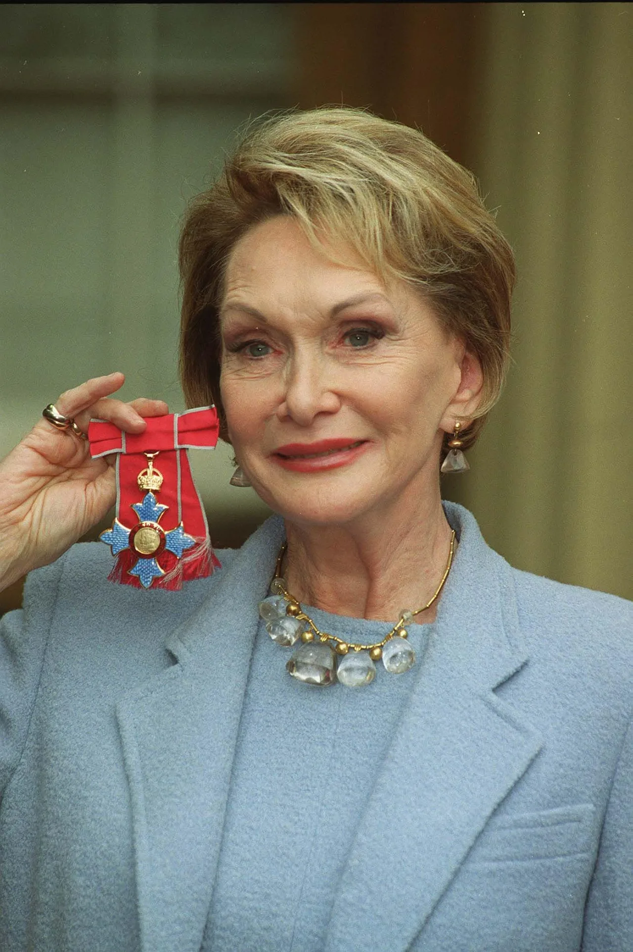 تصویر Siân Phillips