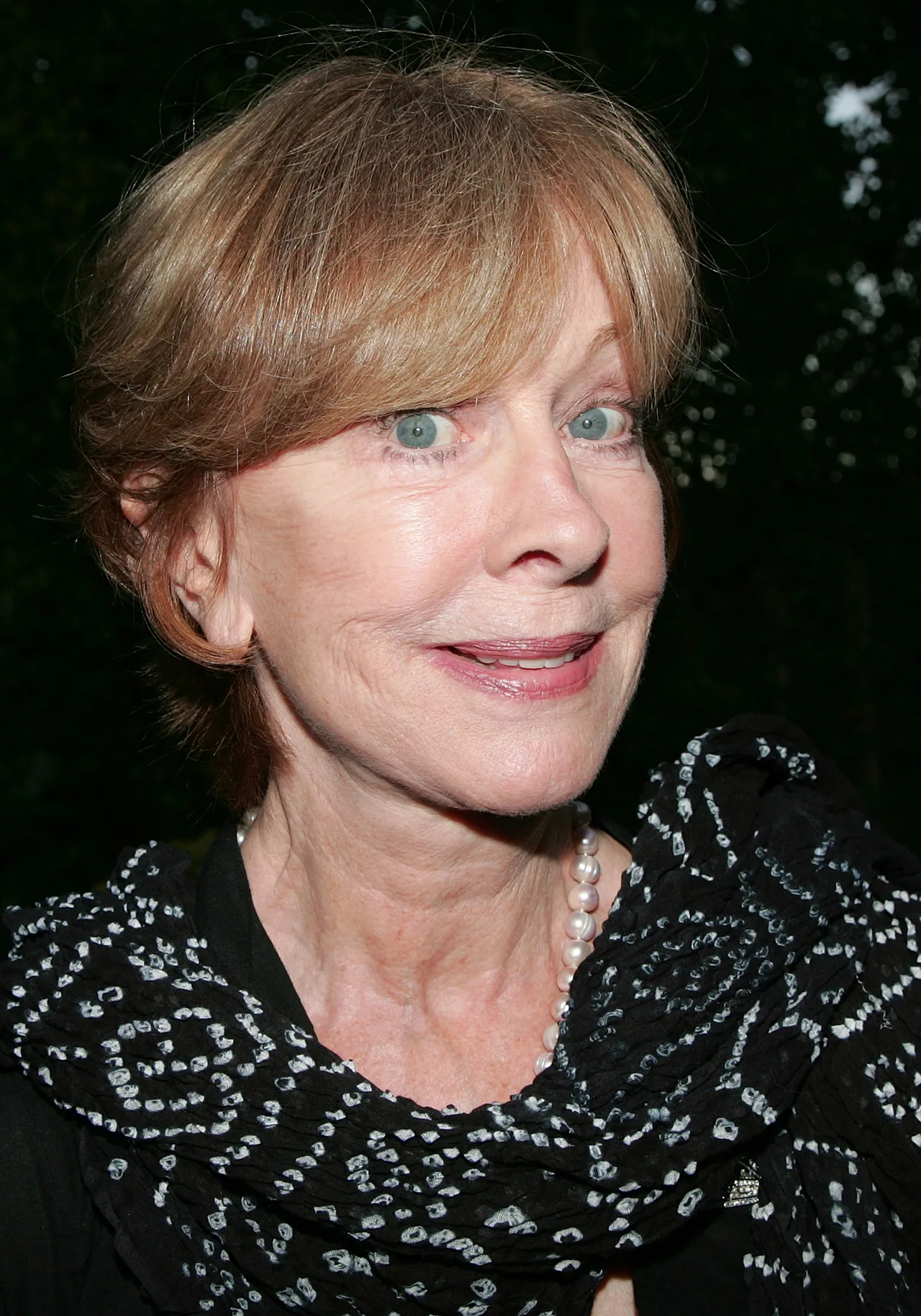 تصویر Christina Pickles