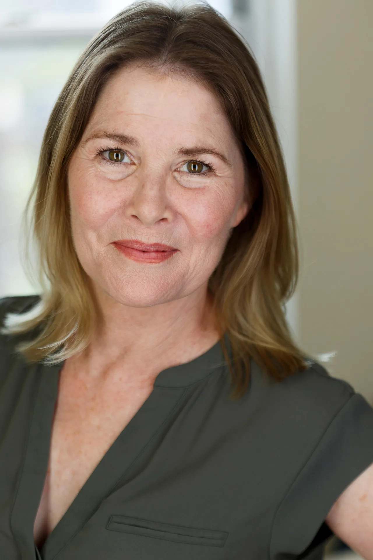 تصویر Laura Poe