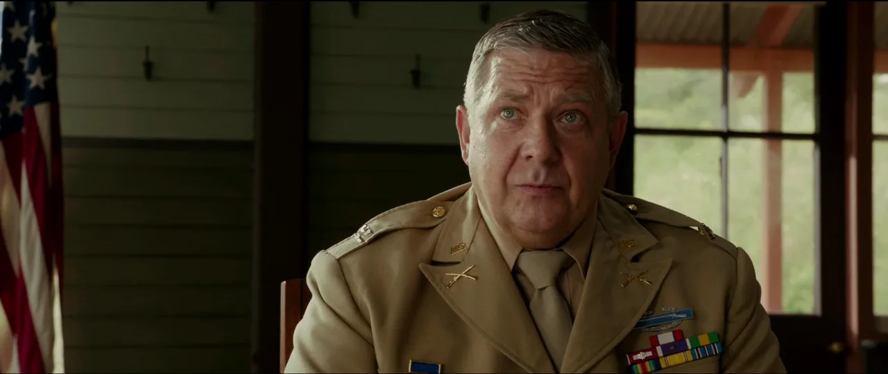 تصویر Philip Quast