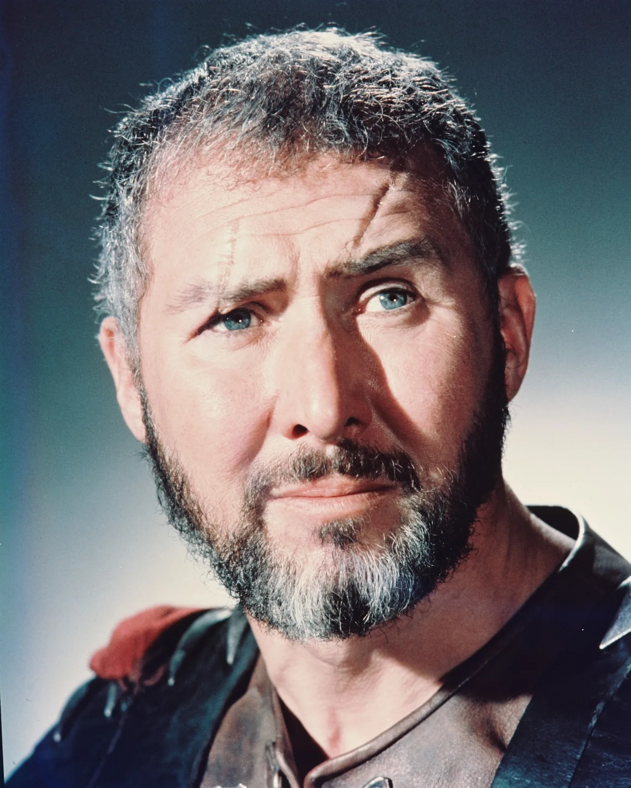 تصویر Anthony Quayle