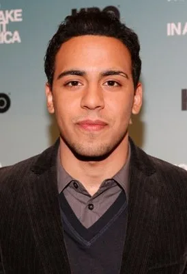 تصویر Victor Rasuk