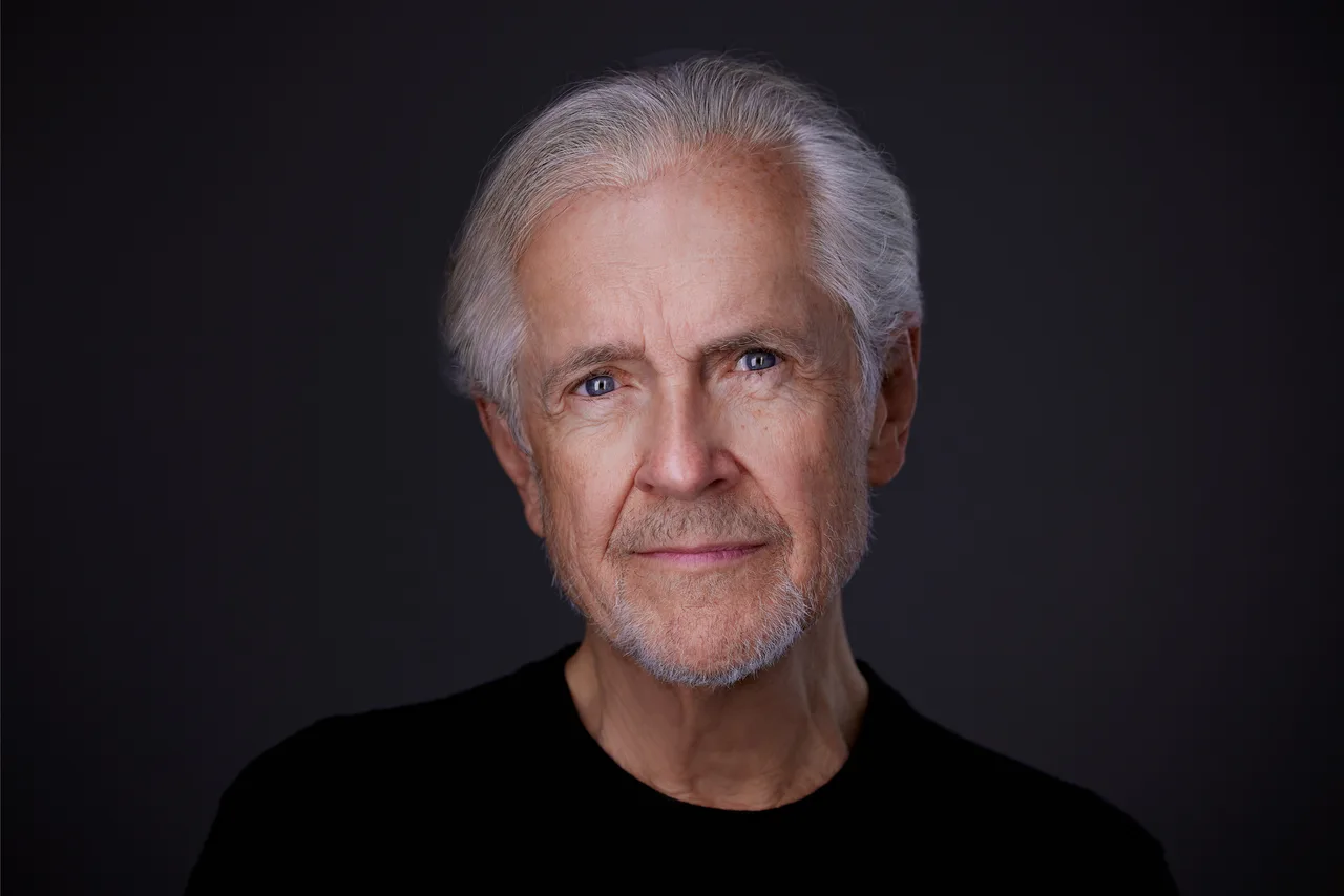 تصویر Roger Rathburn
