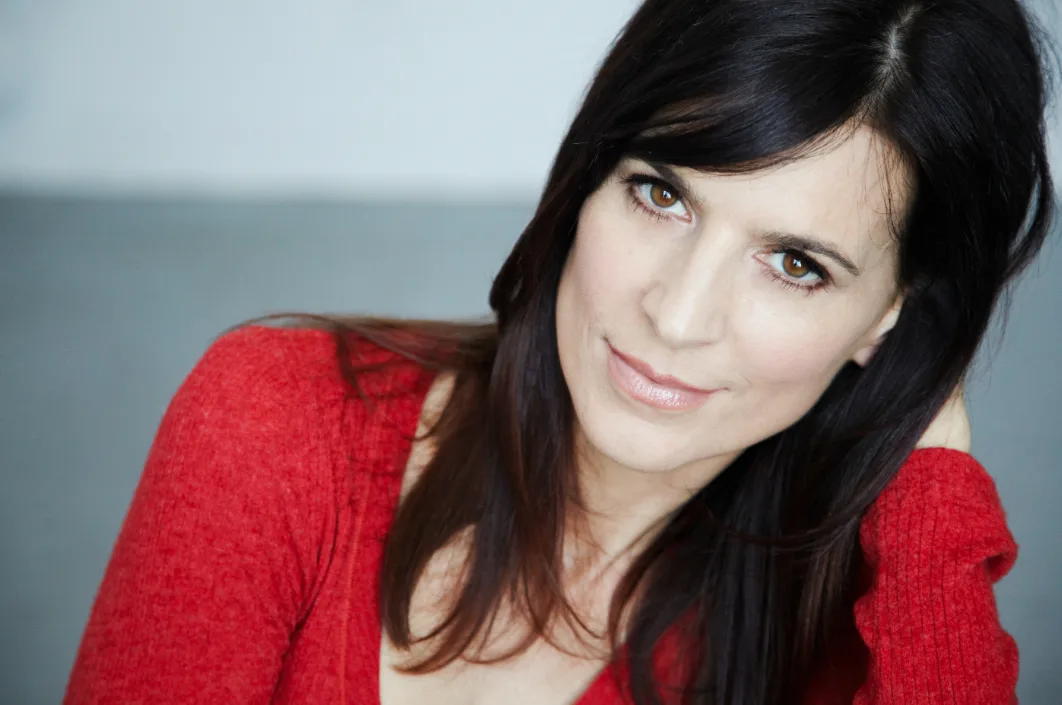 تصویر Perrey Reeves