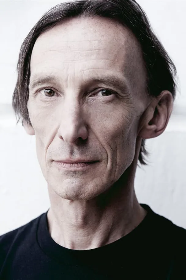 تصویر Julian Richings
