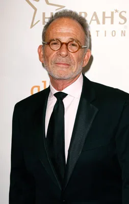 تصویر Ron Rifkin