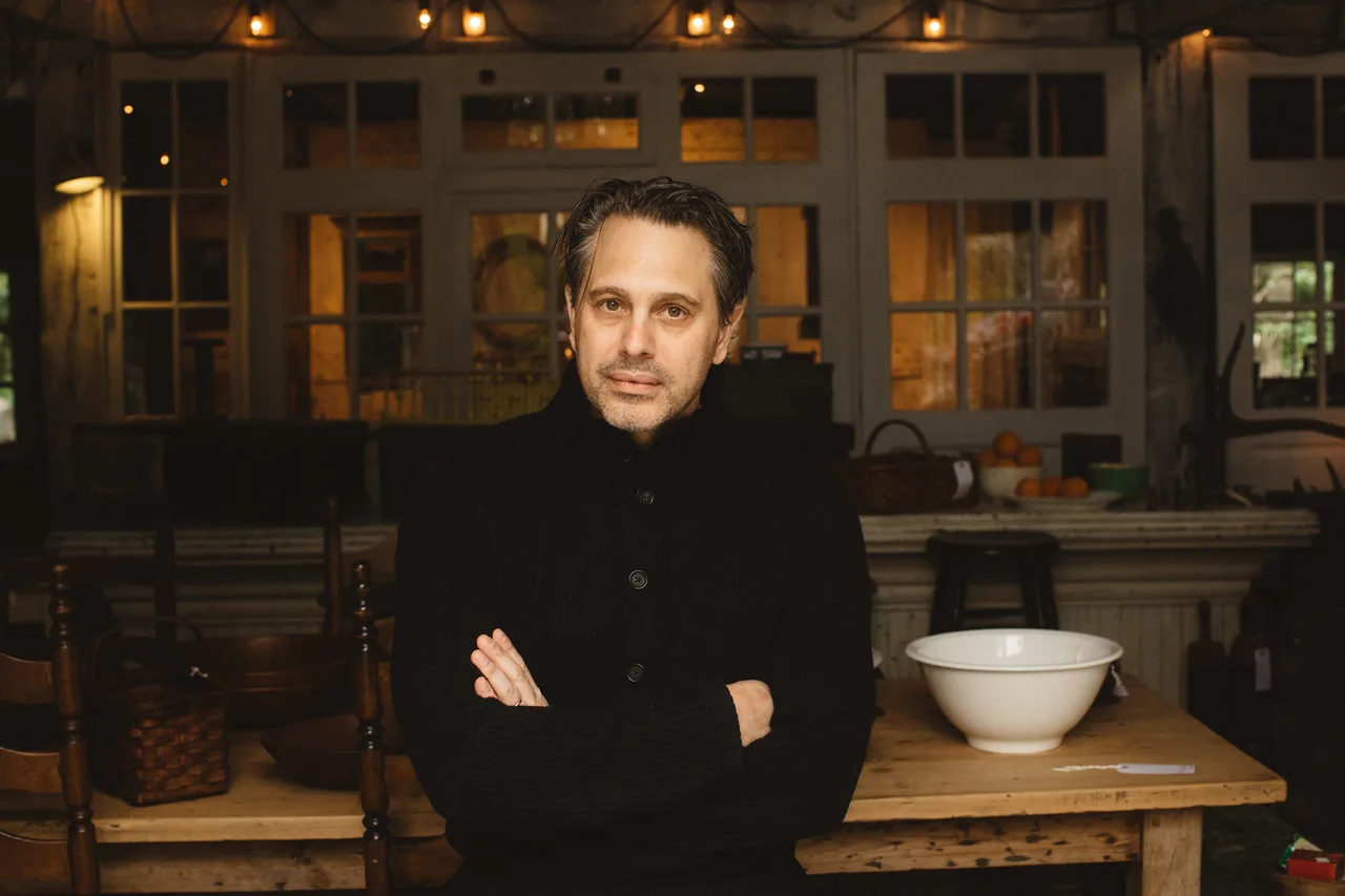 تصویر Thomas Sadoski