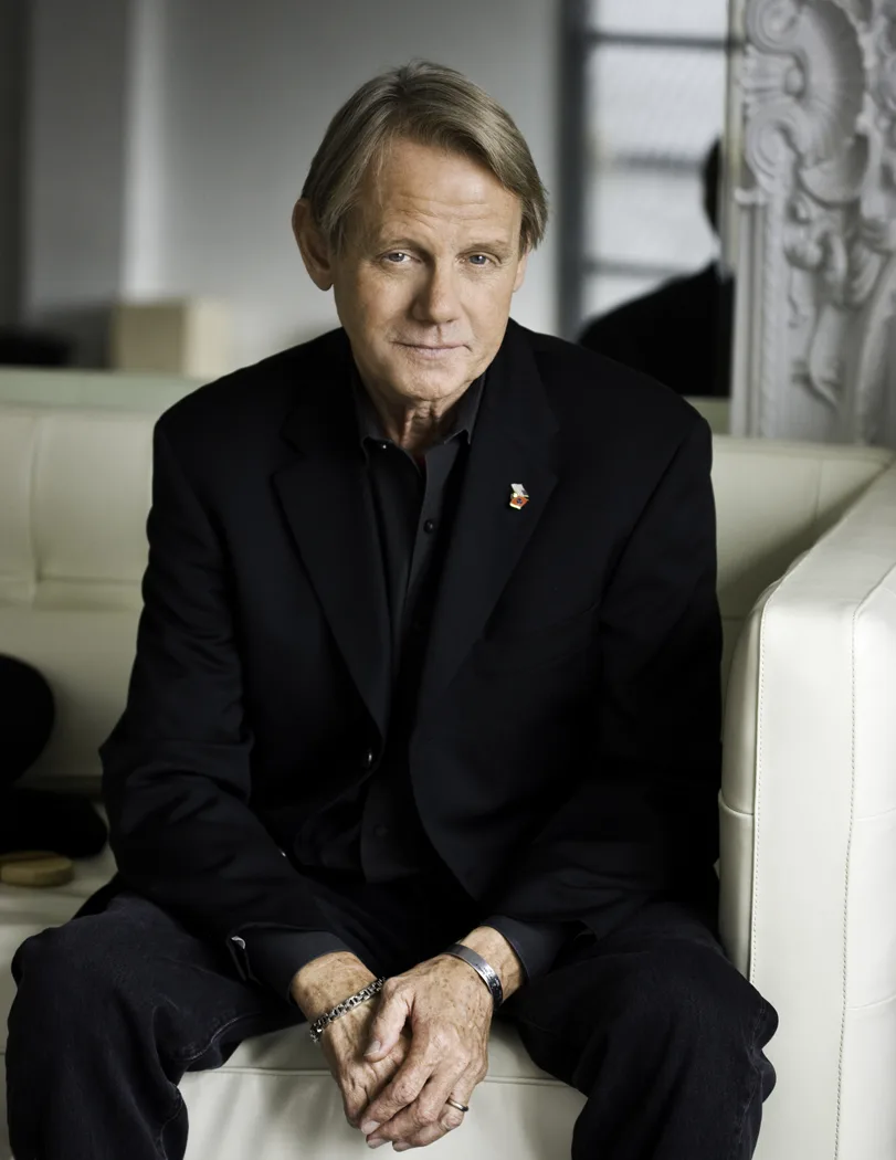 تصویر William Sanderson