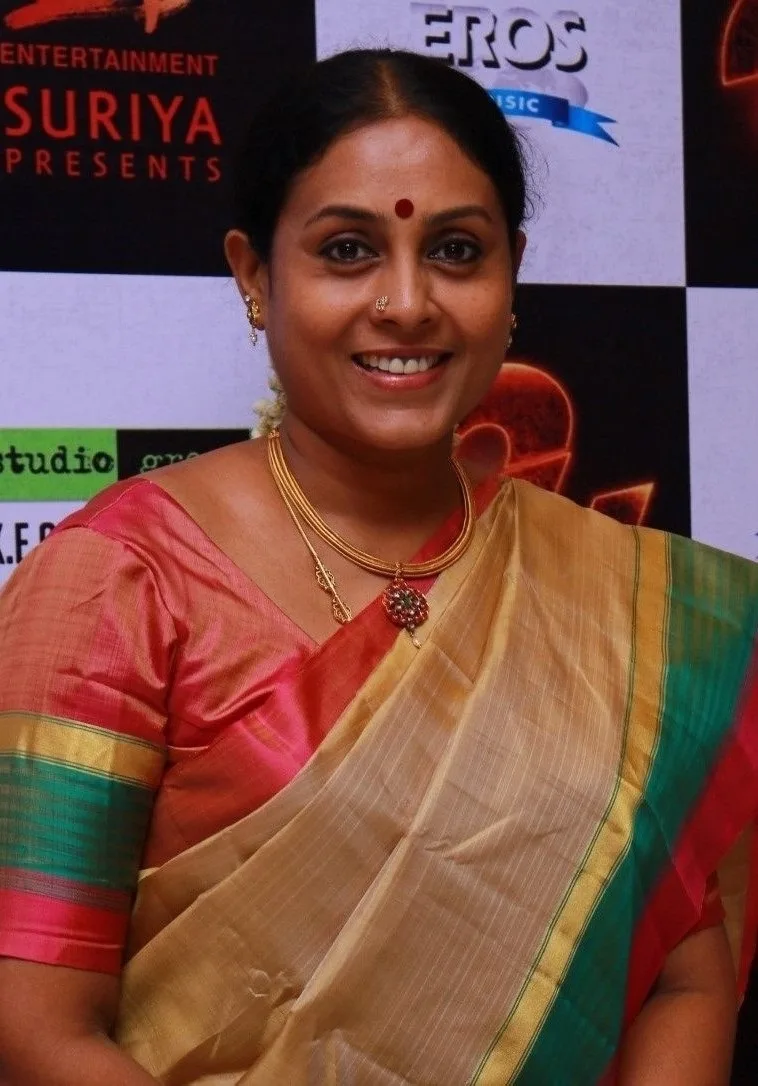 تصویر Saranya Ponvannan