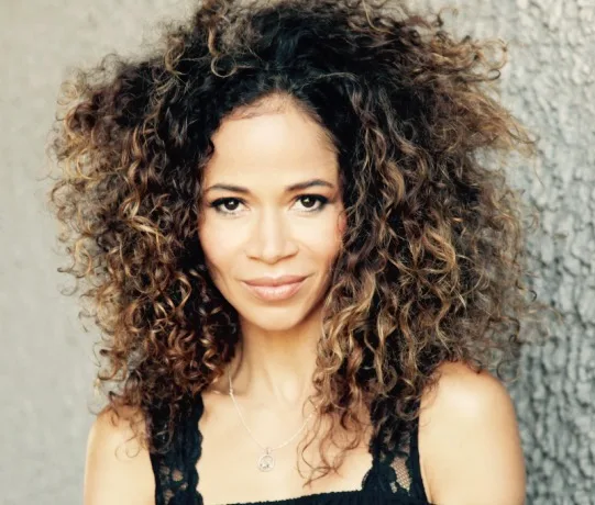 تصویر Sherri Saum