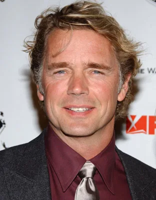 تصویر John Schneider