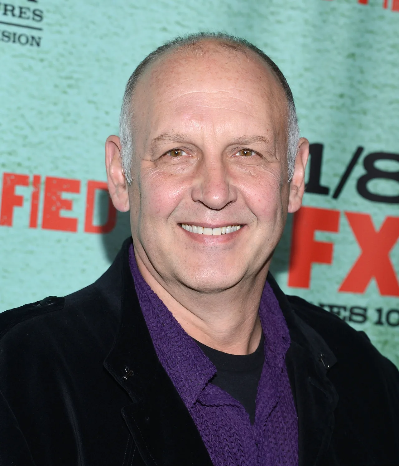 تصویر Nick Searcy