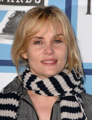 تصویر Emmanuelle Seigner