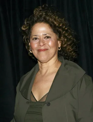 تصویر Anna Deavere Smith
