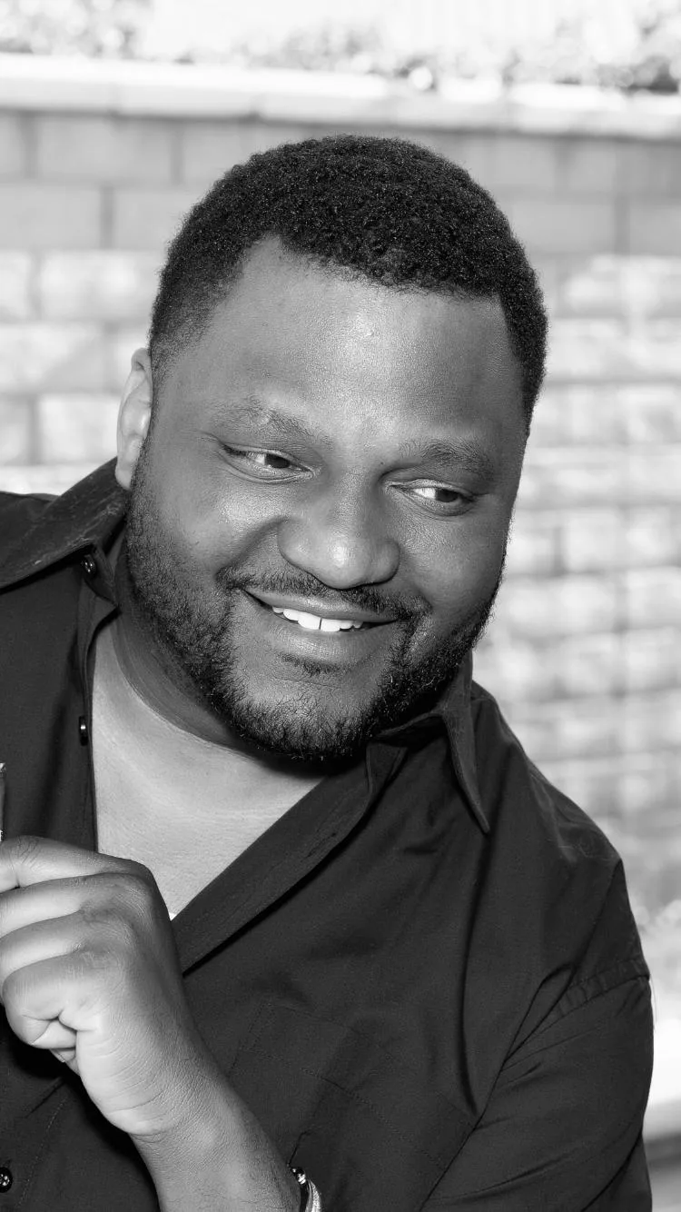 تصویر Aries Spears