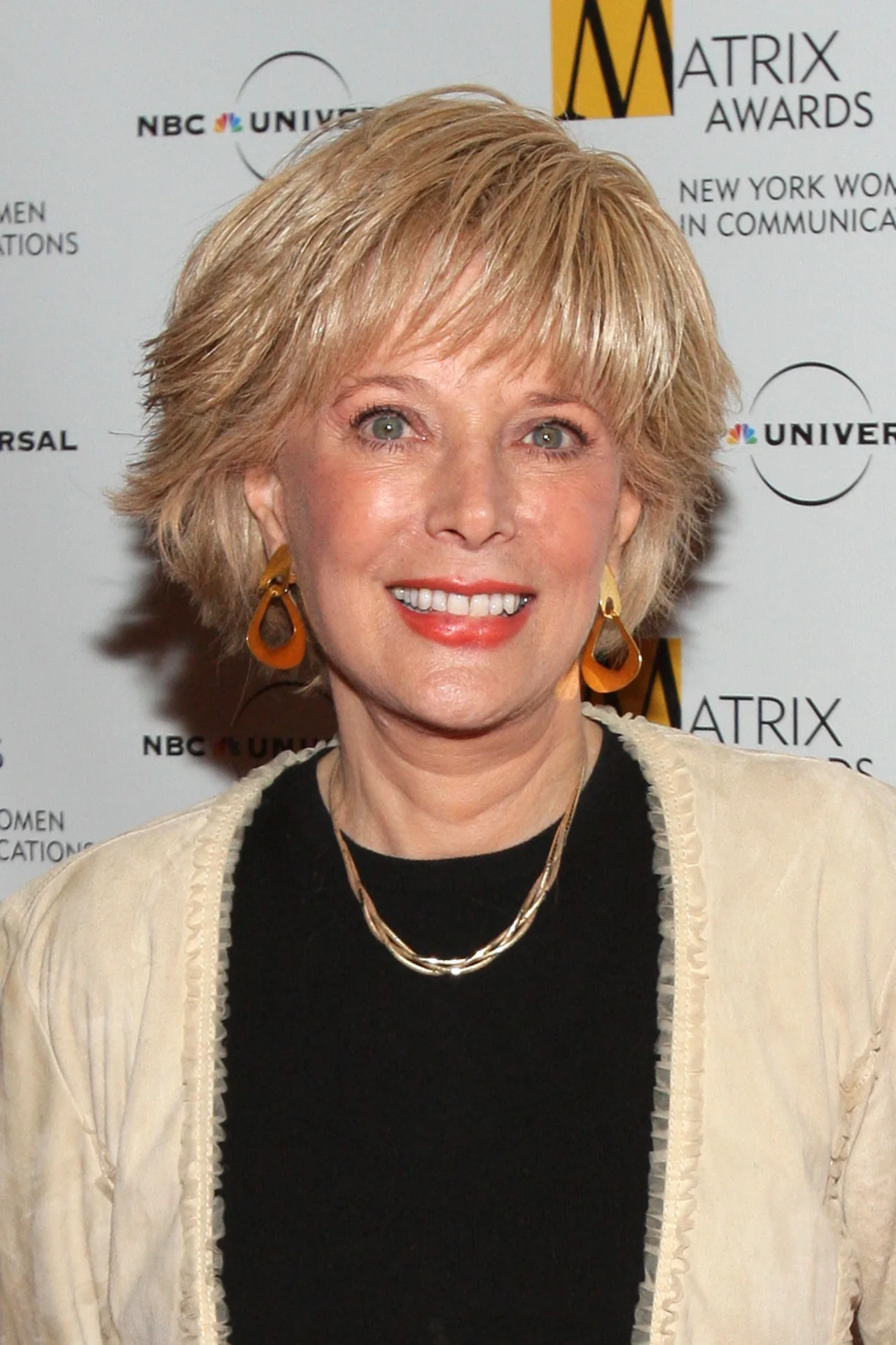 تصویر Lesley Stahl