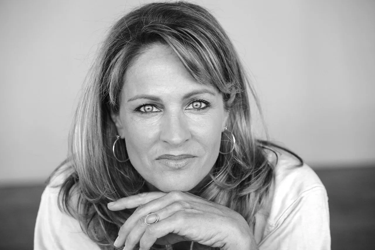 تصویر Jessica Steen