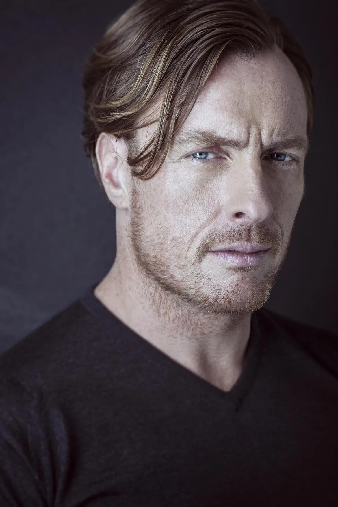 تصویر Toby Stephens