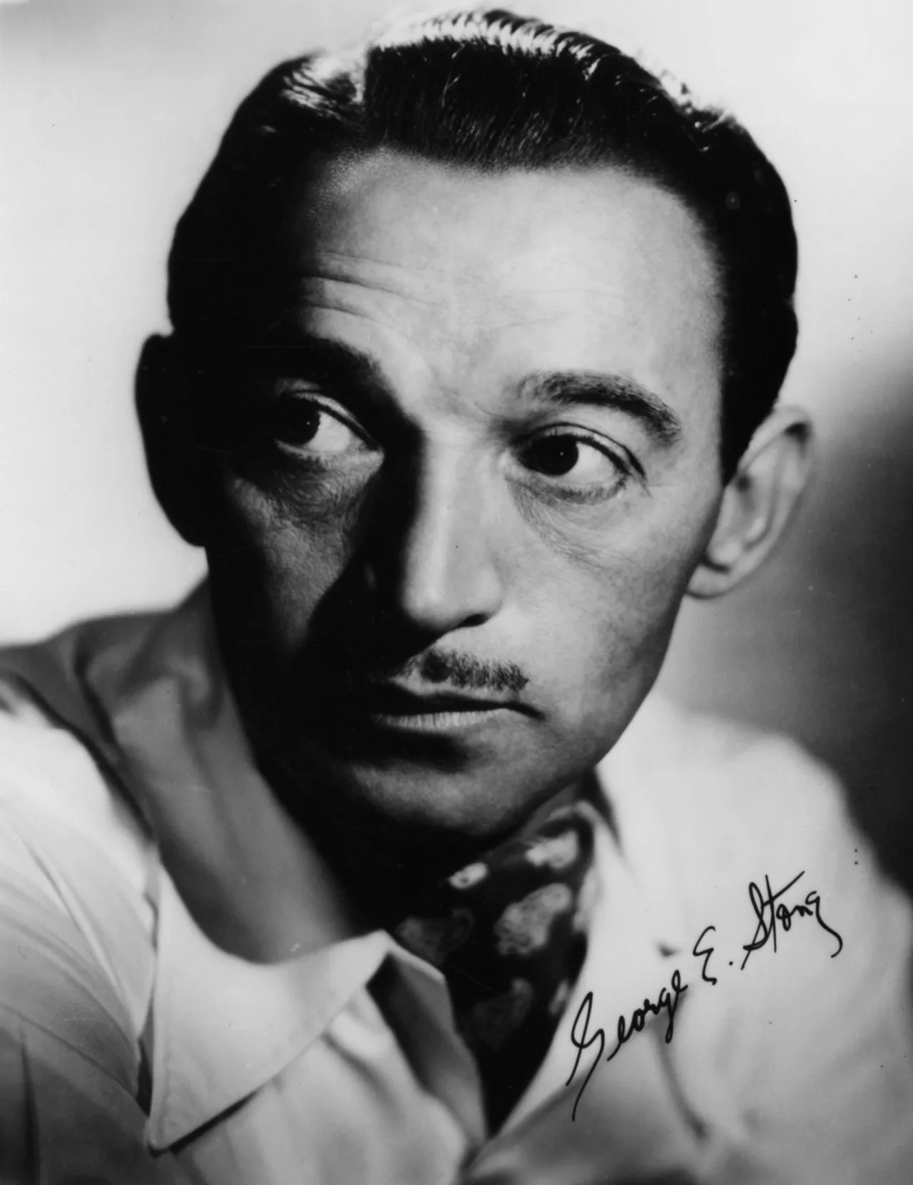 تصویر George E. Stone